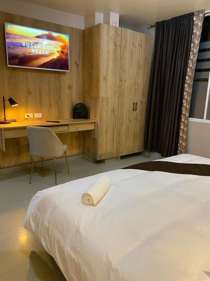 Hotel Wampushkar Zamora المظهر الخارجي الصورة
